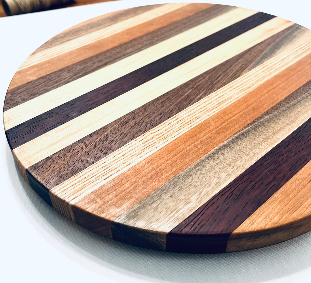 Lovely Round Circle Stripe Edge Grain Cutting Board